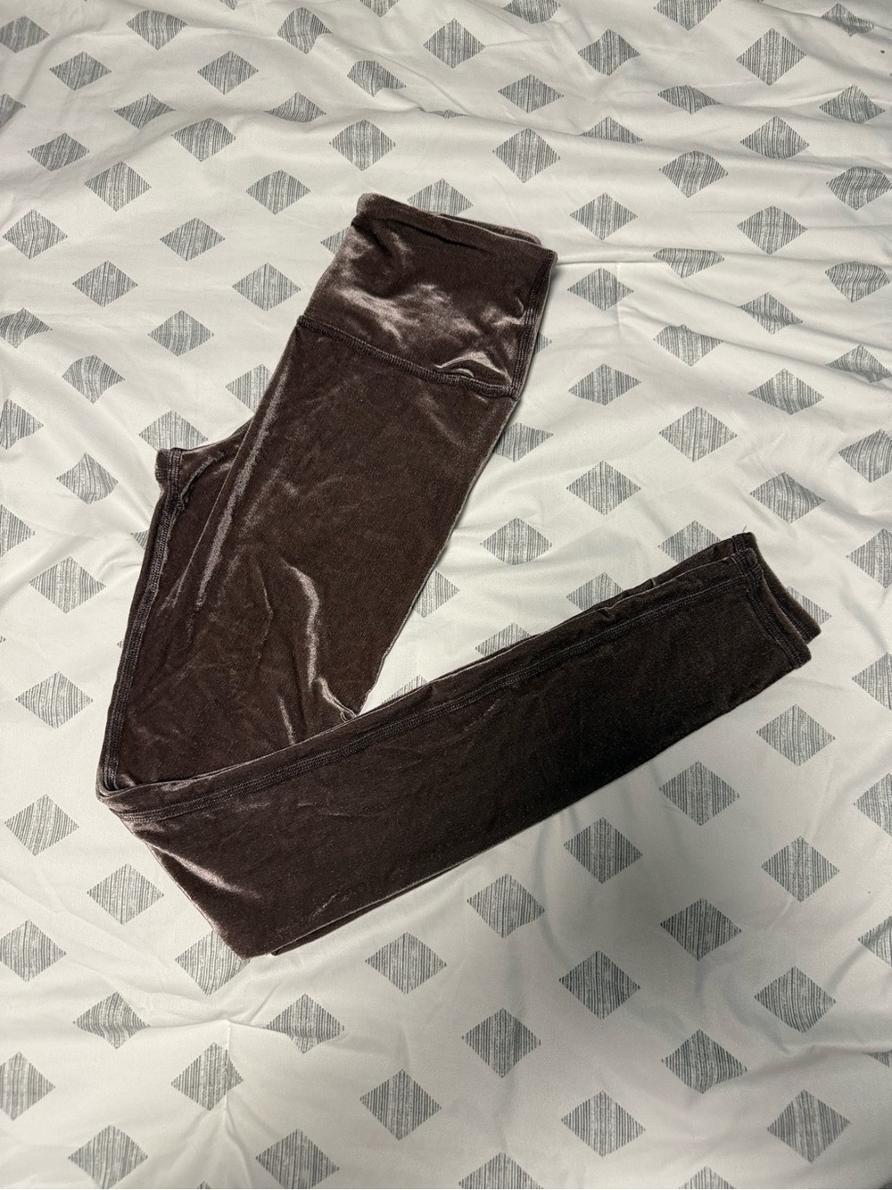 Alo Yoga Velvet Leggings